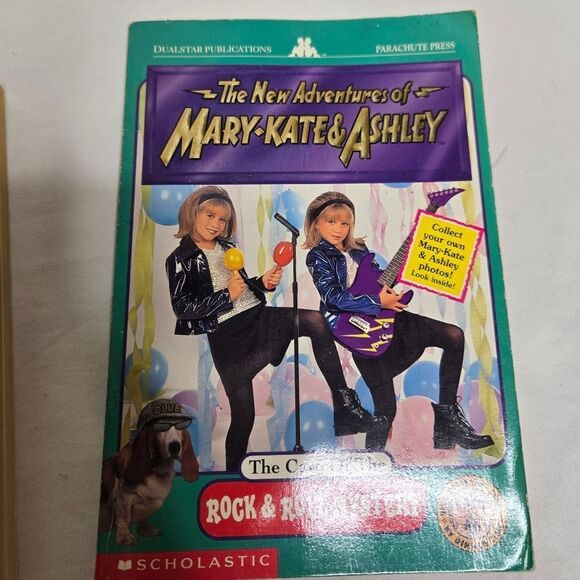 VINTAGE 90s Mary Kate and Ashley chapter books Two Of A Kind The Adventures Of - Picture 5 of 9